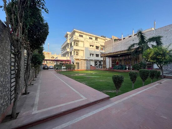 Hotel Marc Royal, Agra