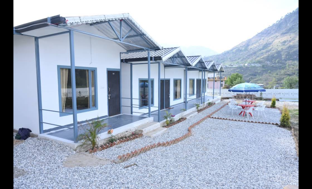 Best view of Friendship inn hotel & resorts hotel room, amenities, and facilities