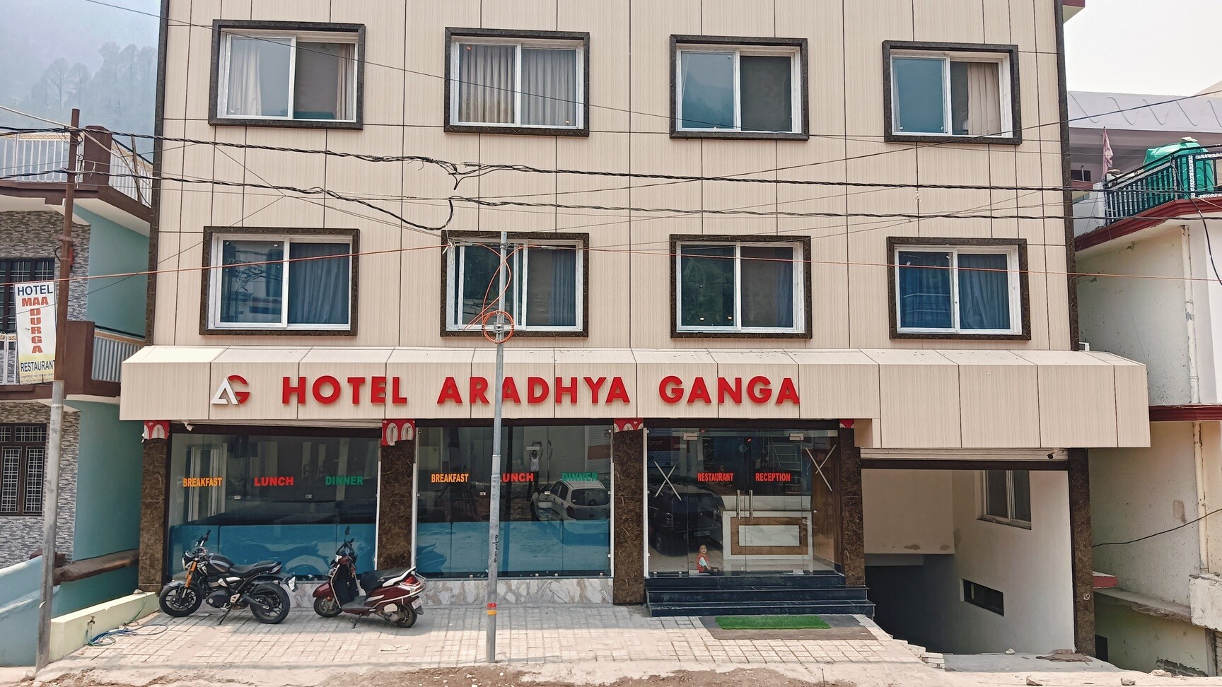Hotel Aradhya Ganga