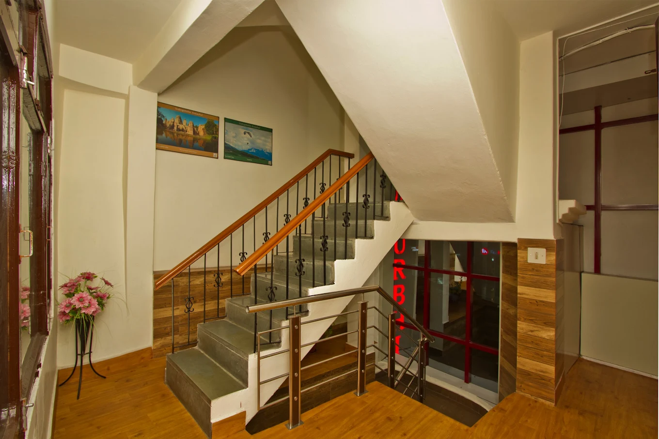 Surbhi Guest House Hotel Image